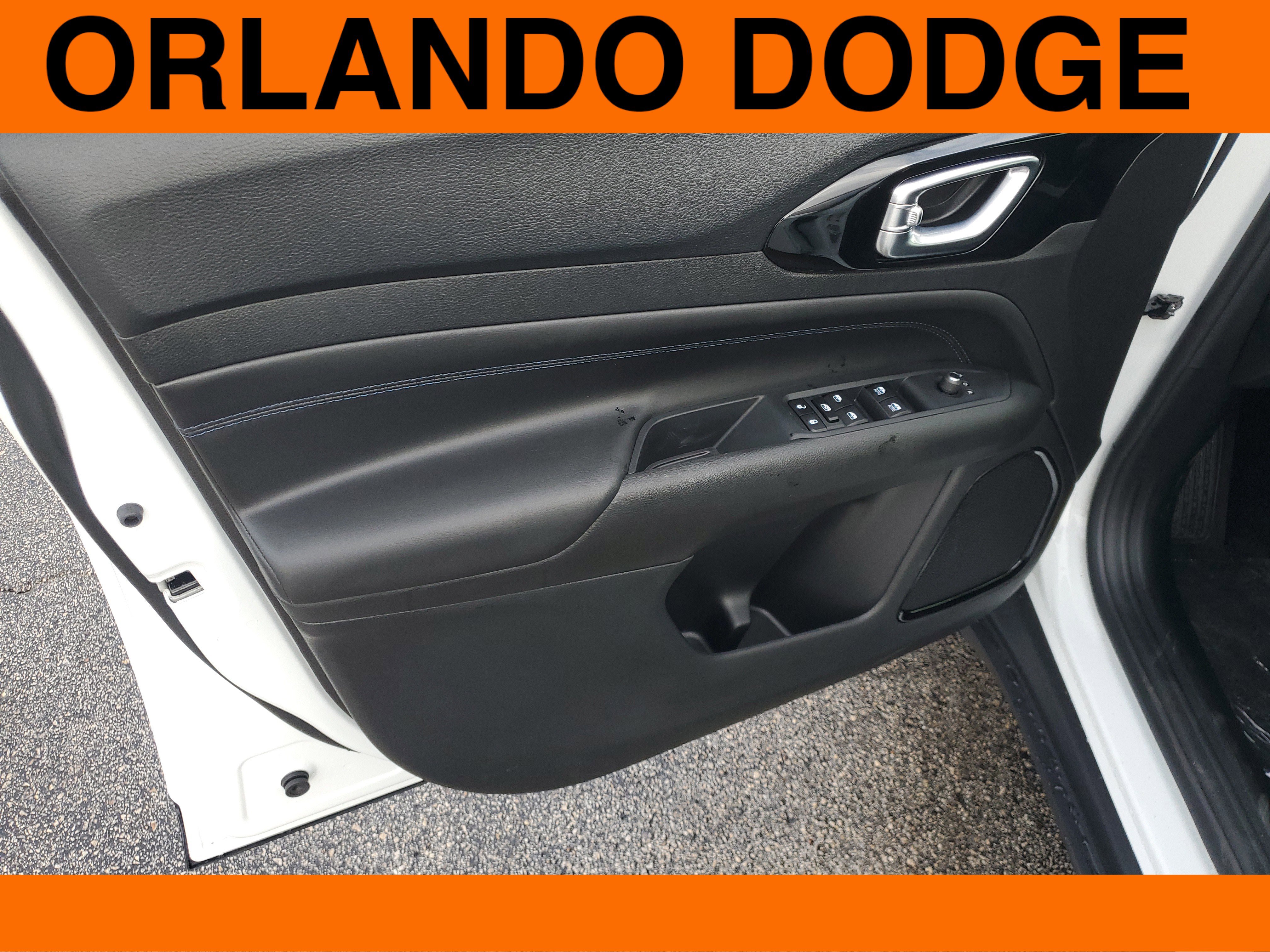 New 2026 Jeep Compass Latitude image 11