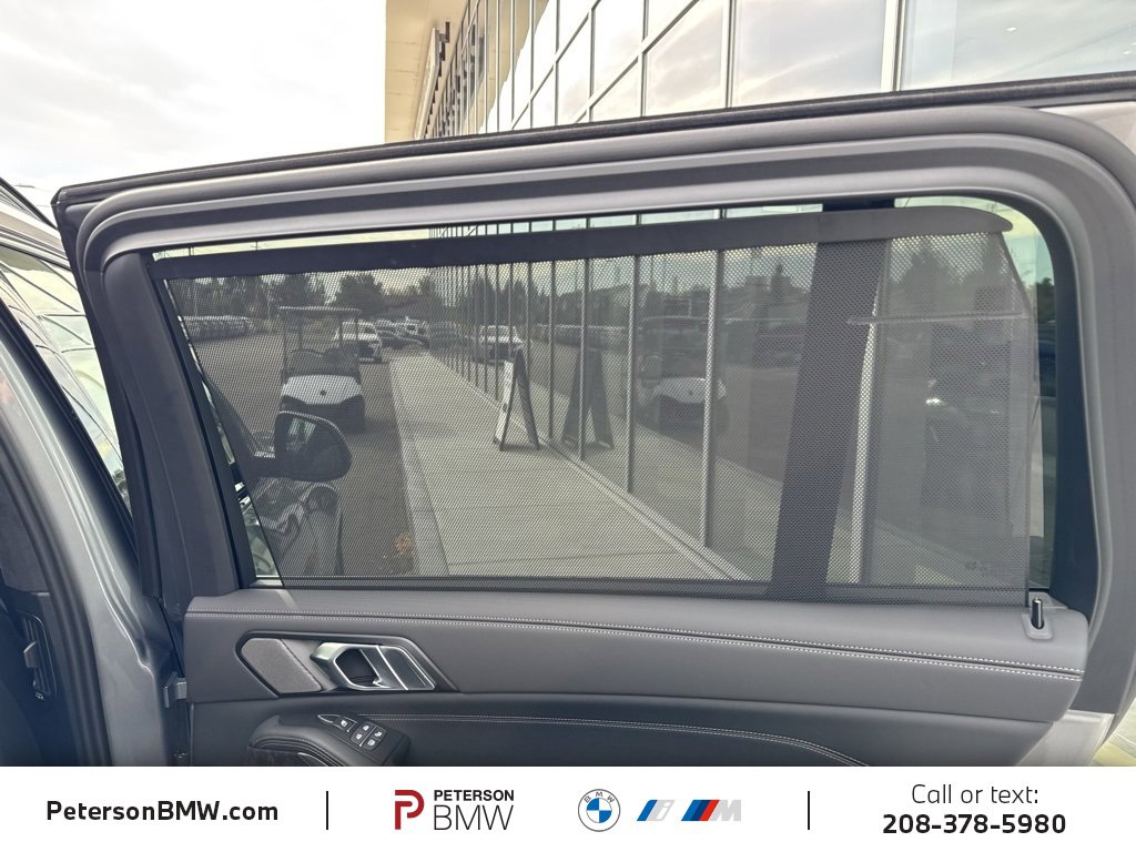 New 2026 BMW X7 xDrive40i w/ M Sport Package image 25