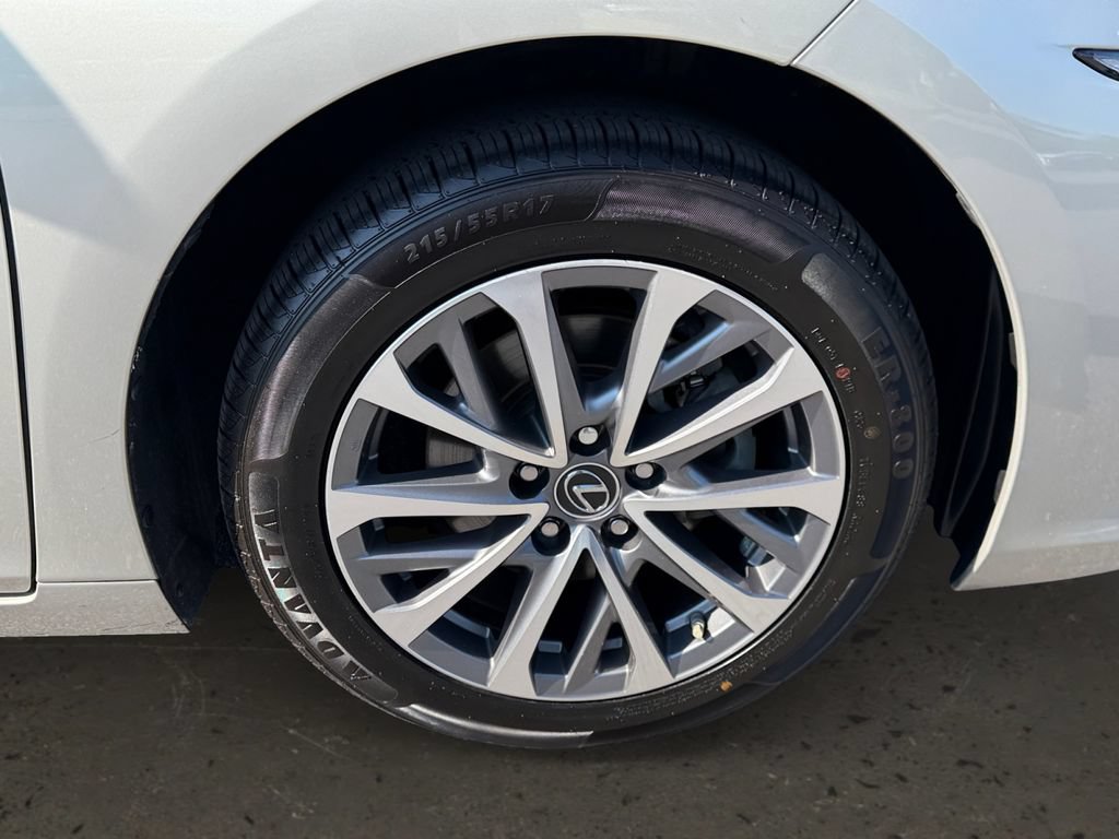 Certified 2023 Lexus ES 350 w/ Accessory Package (Z2) FWD image 26