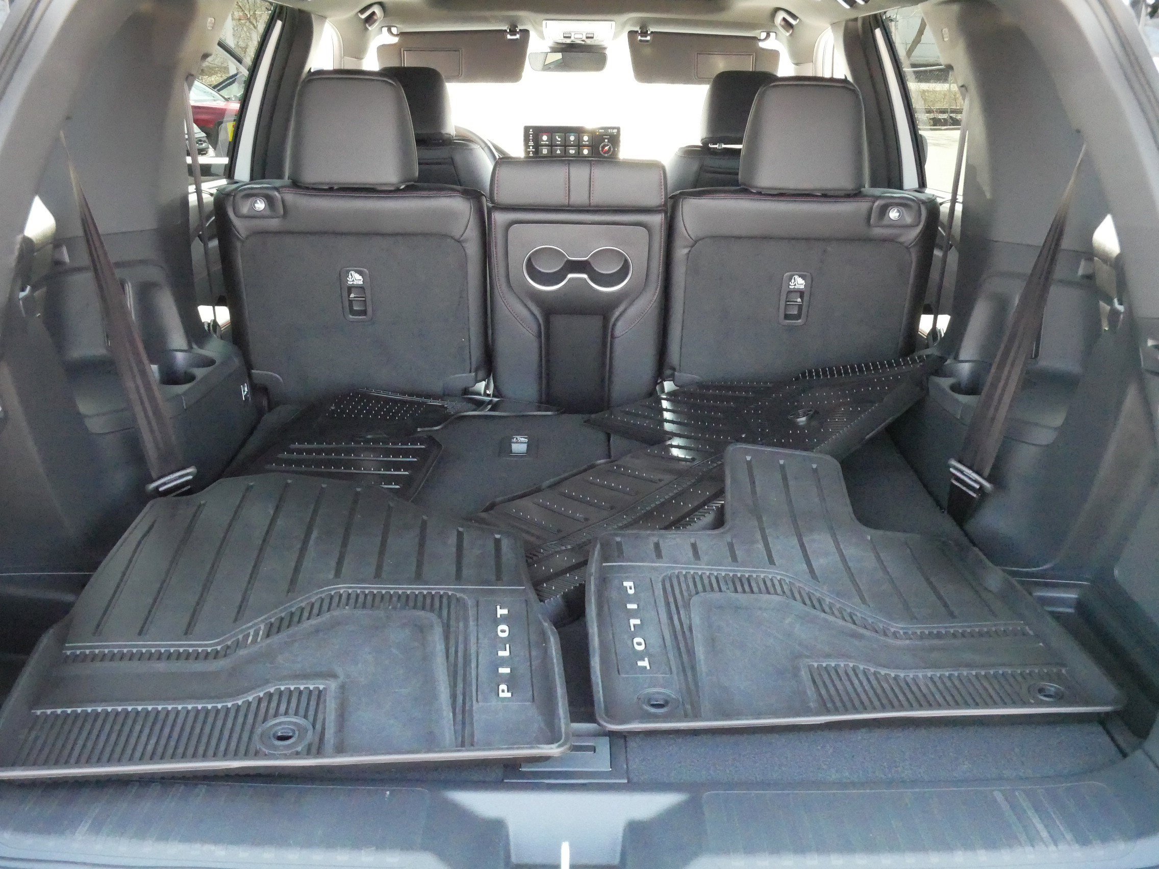 Certified 2026 Honda Pilot Black Edition image 18