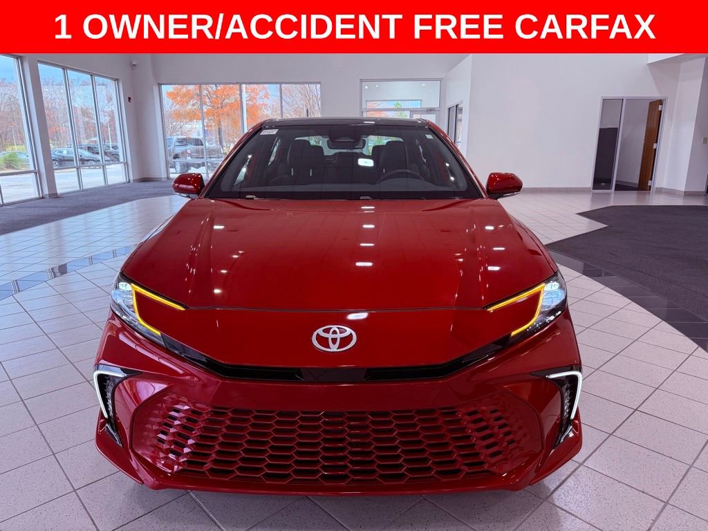Used 2025 Toyota Camry XSE image 2