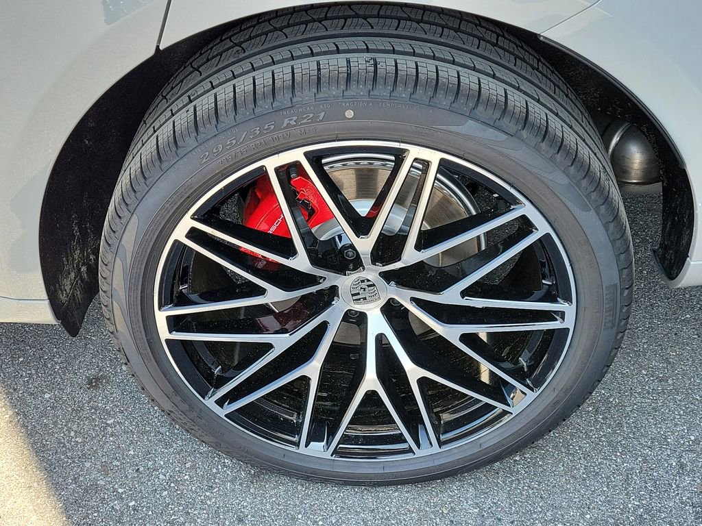 New 2026 Porsche Macan S image 11