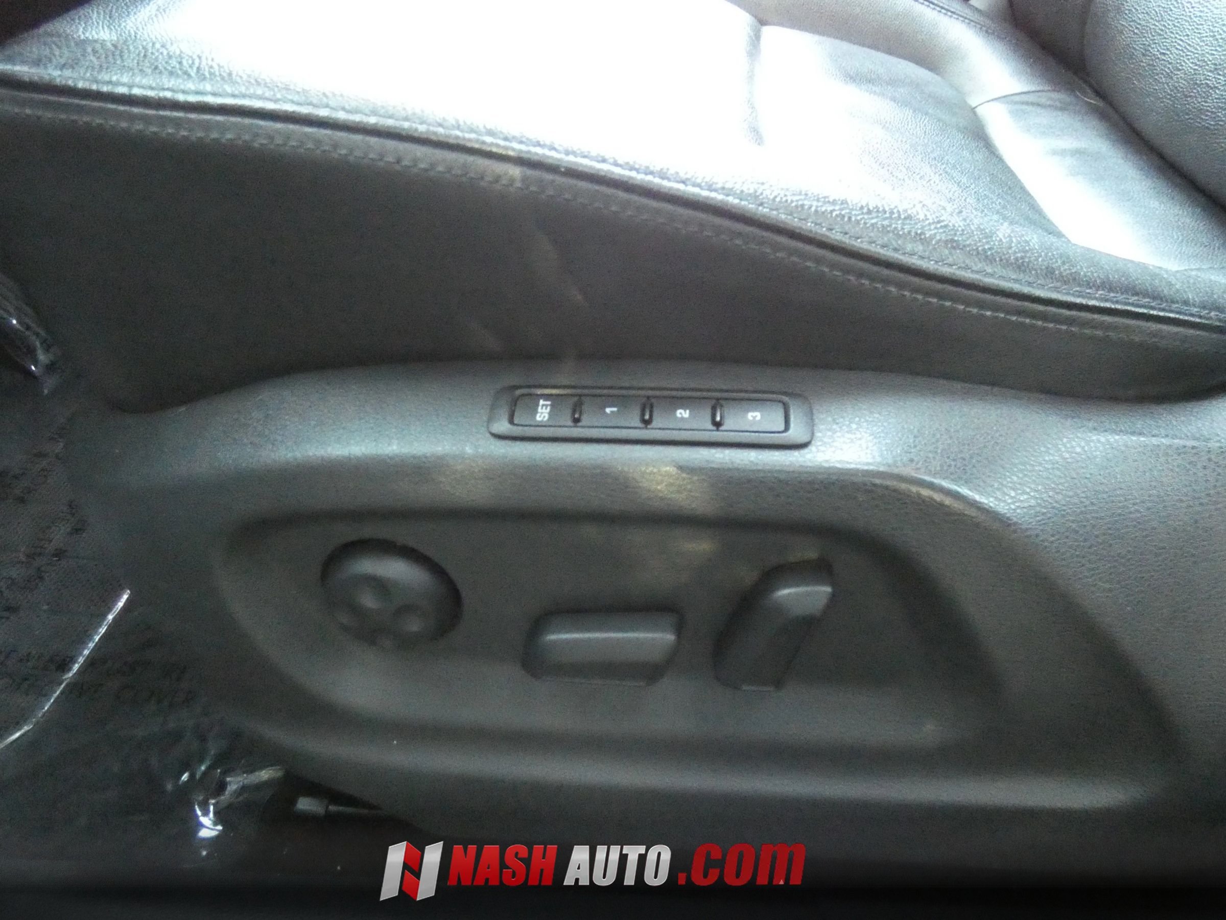 Used 2017 Volkswagen Tiguan SEL FWD image 47