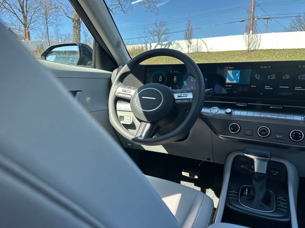 Used 2026 Hyundai Kona SE image 15