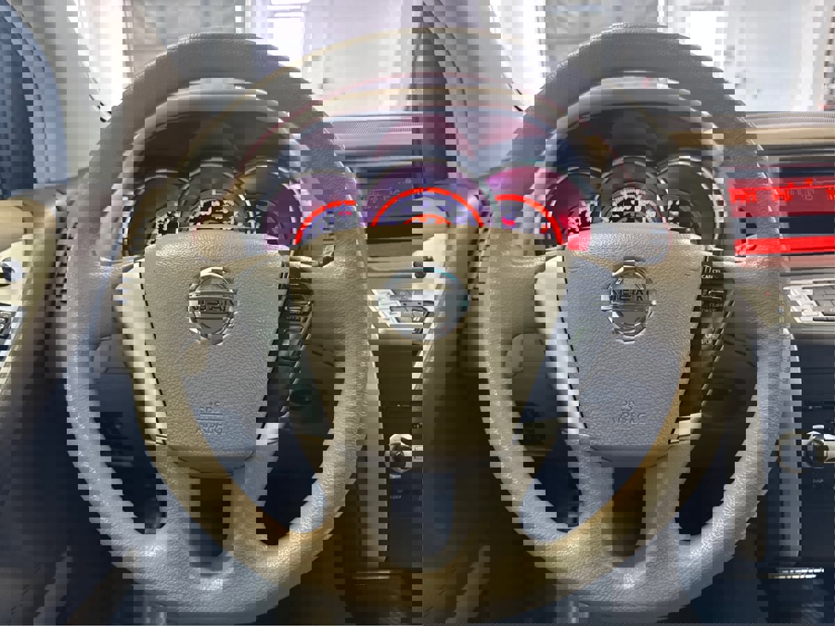 Used 2010 Nissan Murano S image 21