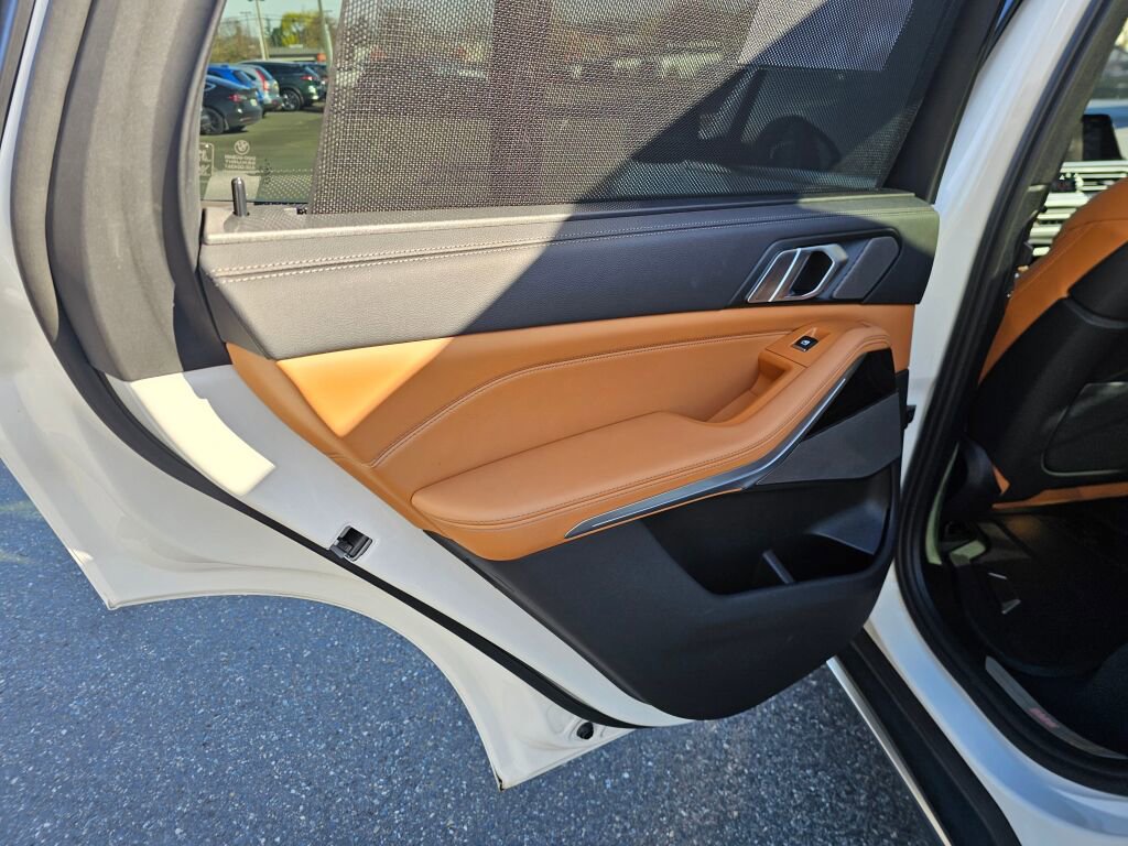 Used 2023 BMW X5 xDrive40i w/ Executive Package image 20