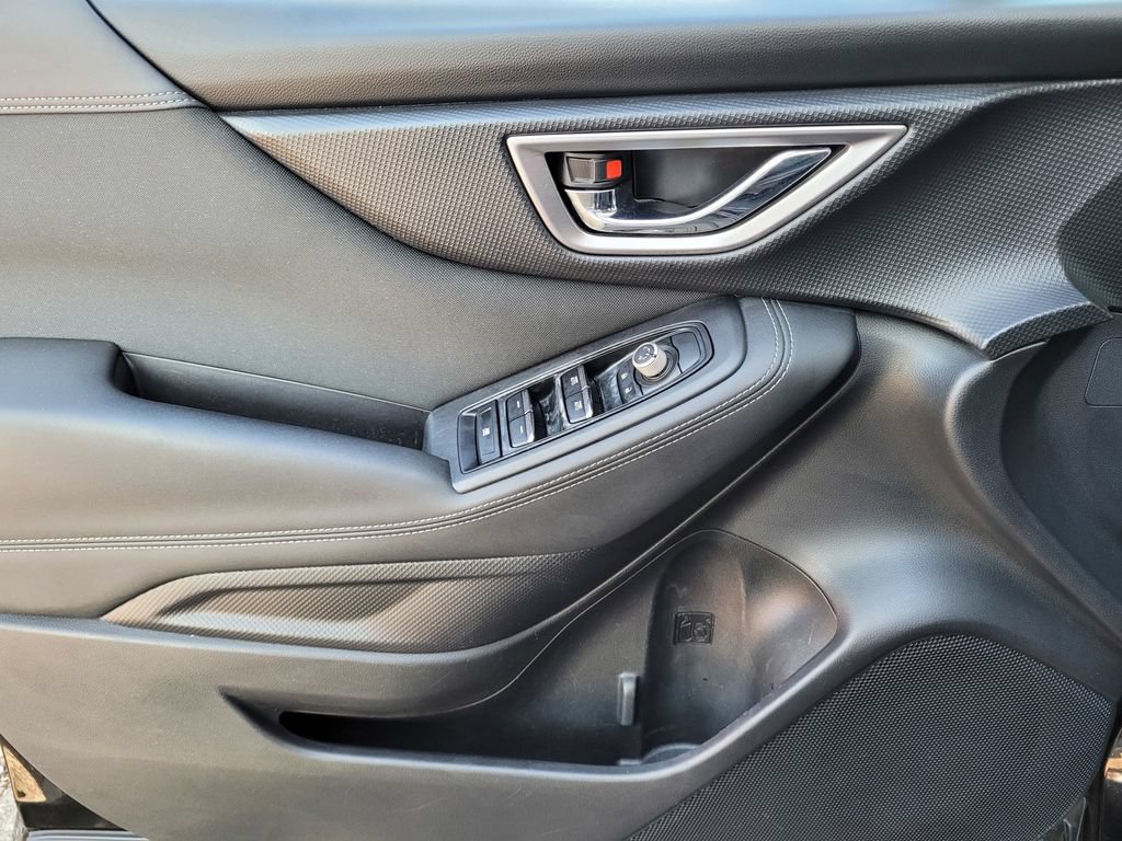 Used 2019 Subaru Forester Premium AWD/4WD image 23