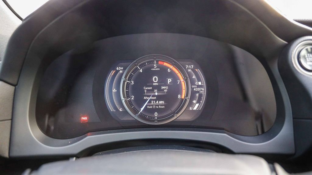 Used 2024 Lexus IS 500 RWD image 28