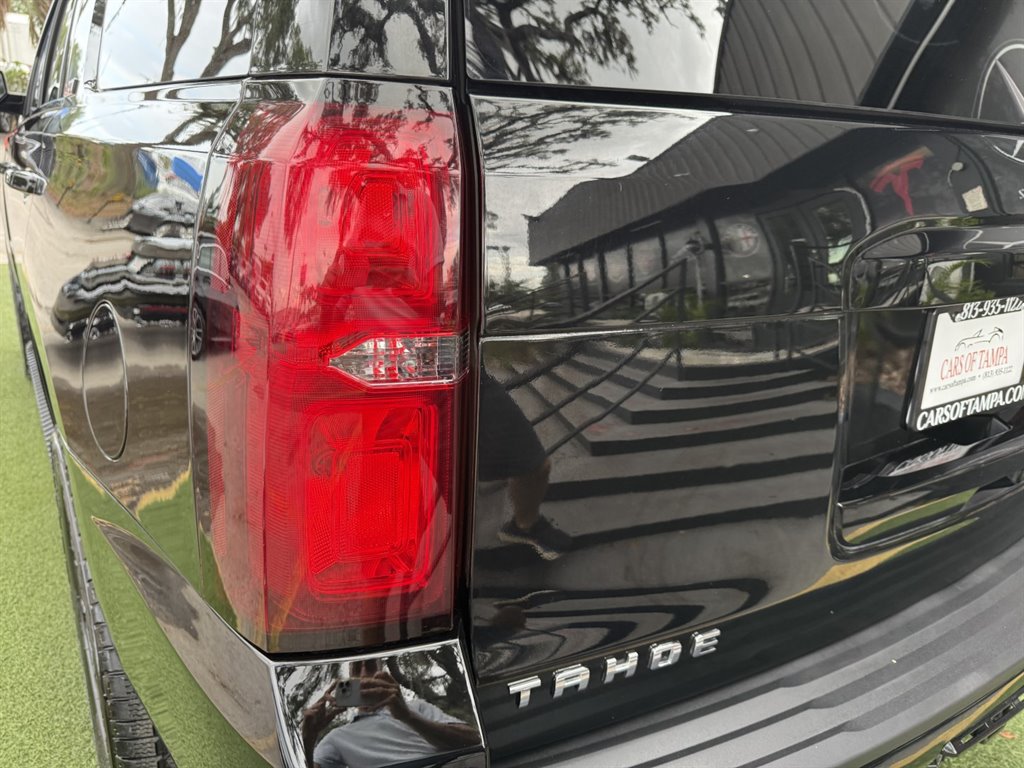 Used 2017 Chevrolet Tahoe LT w/ Luxury Package AWD/4WD image 11
