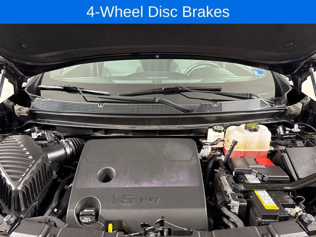 Used 2023 Chevrolet Traverse LT w/ Midnight/Sport Edition image 27