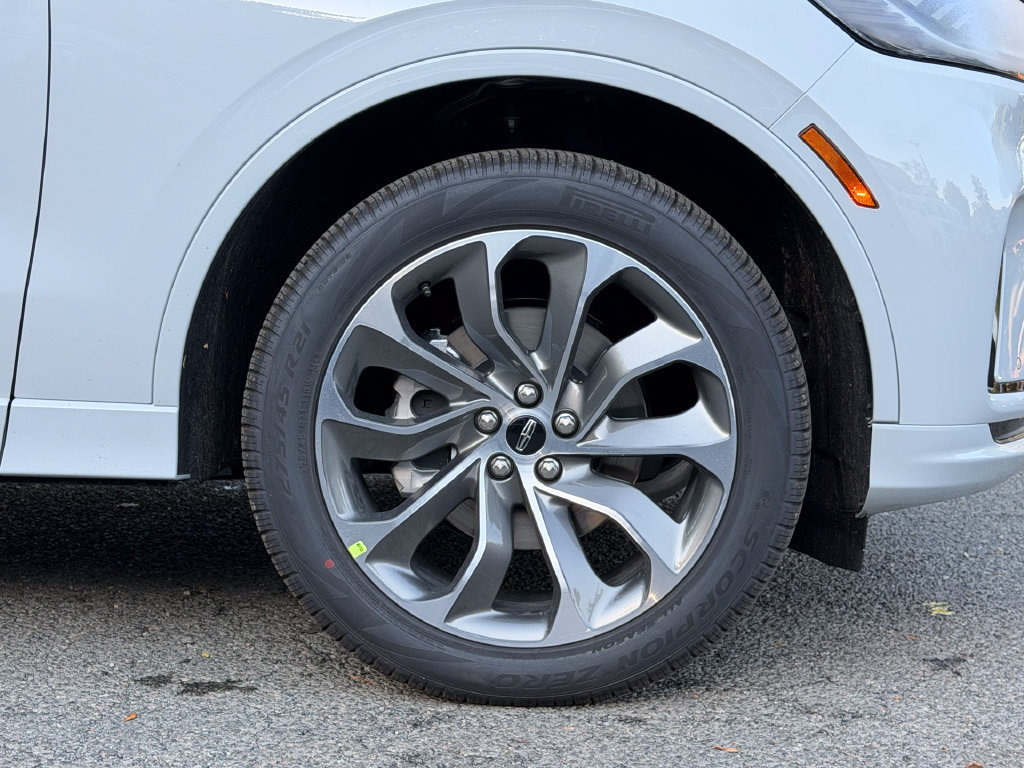 New 2027 Lincoln Aviator AWD w/ Jet Appearance Package image 7