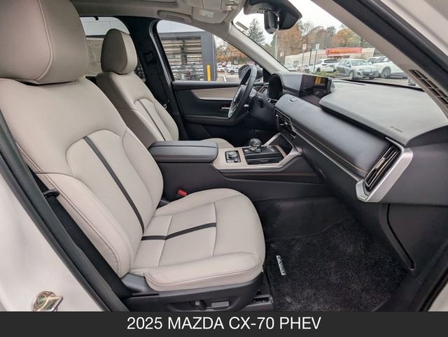 Certified 2025 MAZDA CX-70 Plug-In Hybrid w/ Premium Pkg AWD/4WD image 23