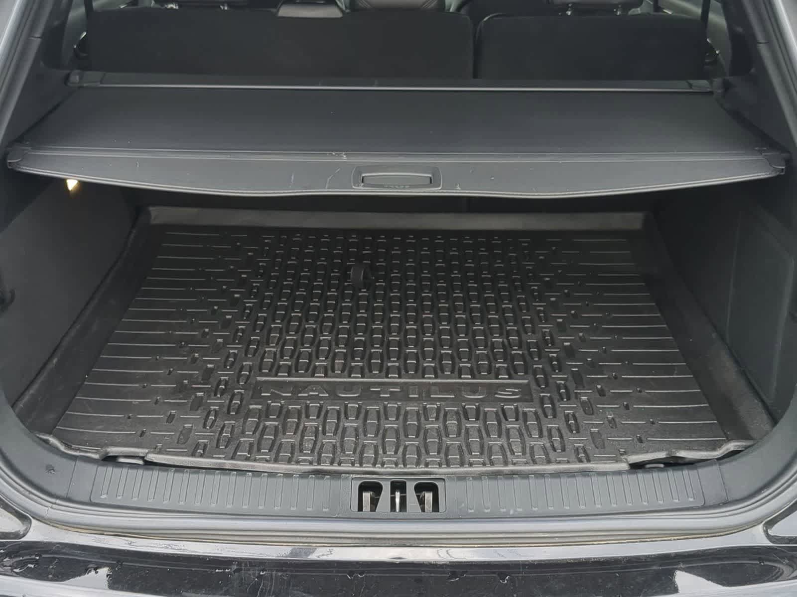 Used 2020 Lincoln Nautilus Reserve image 34