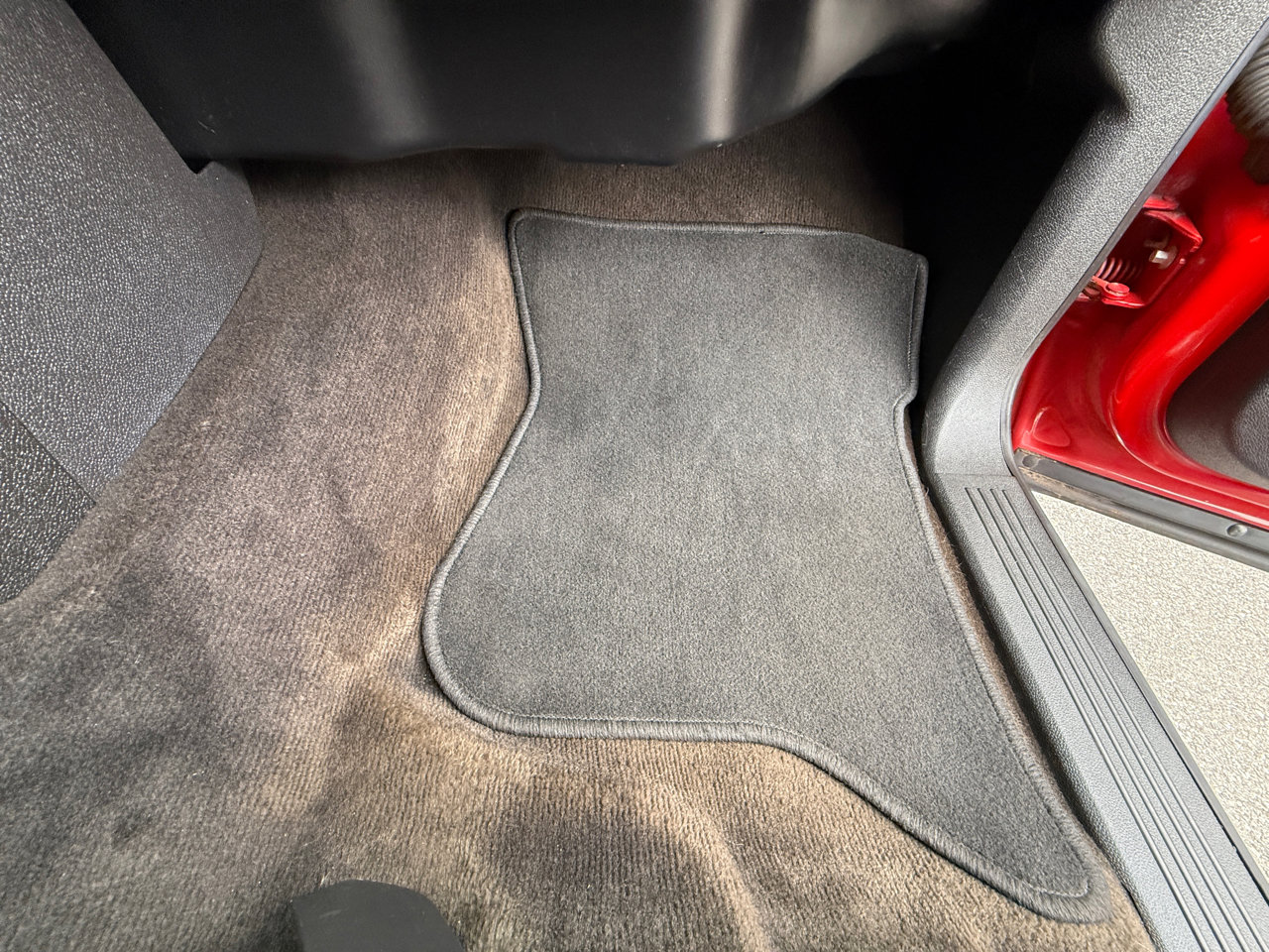 Used 2013 GMC Sierra 2500 SLT w/ Entertainment Package image 34