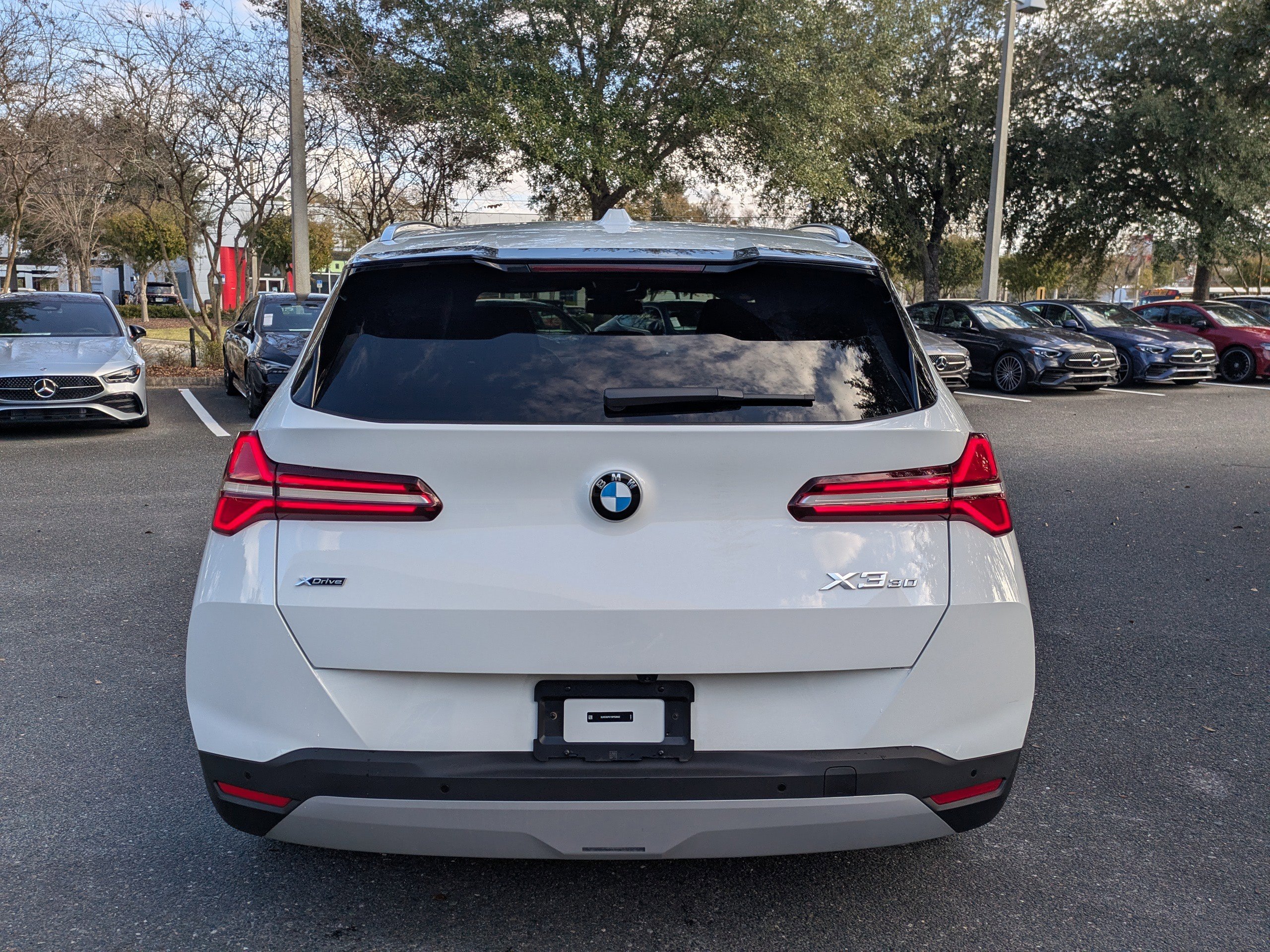 Used 2025 BMW X3 xDrive30i w/ Convenience Package image 7