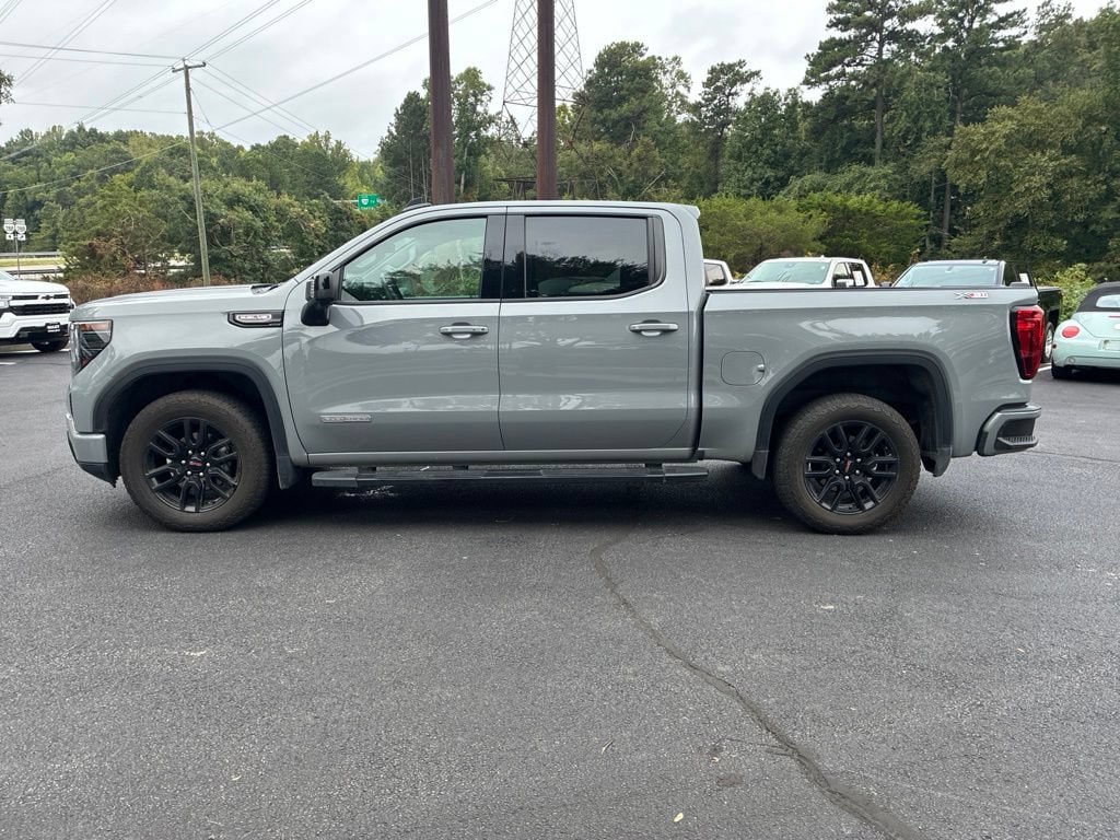 Used 2024 Chevrolet Silverado 1500 LT AWD/4WD image 8