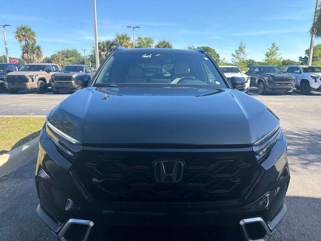 Used 2025 Honda CR-V Sport Touring image 2