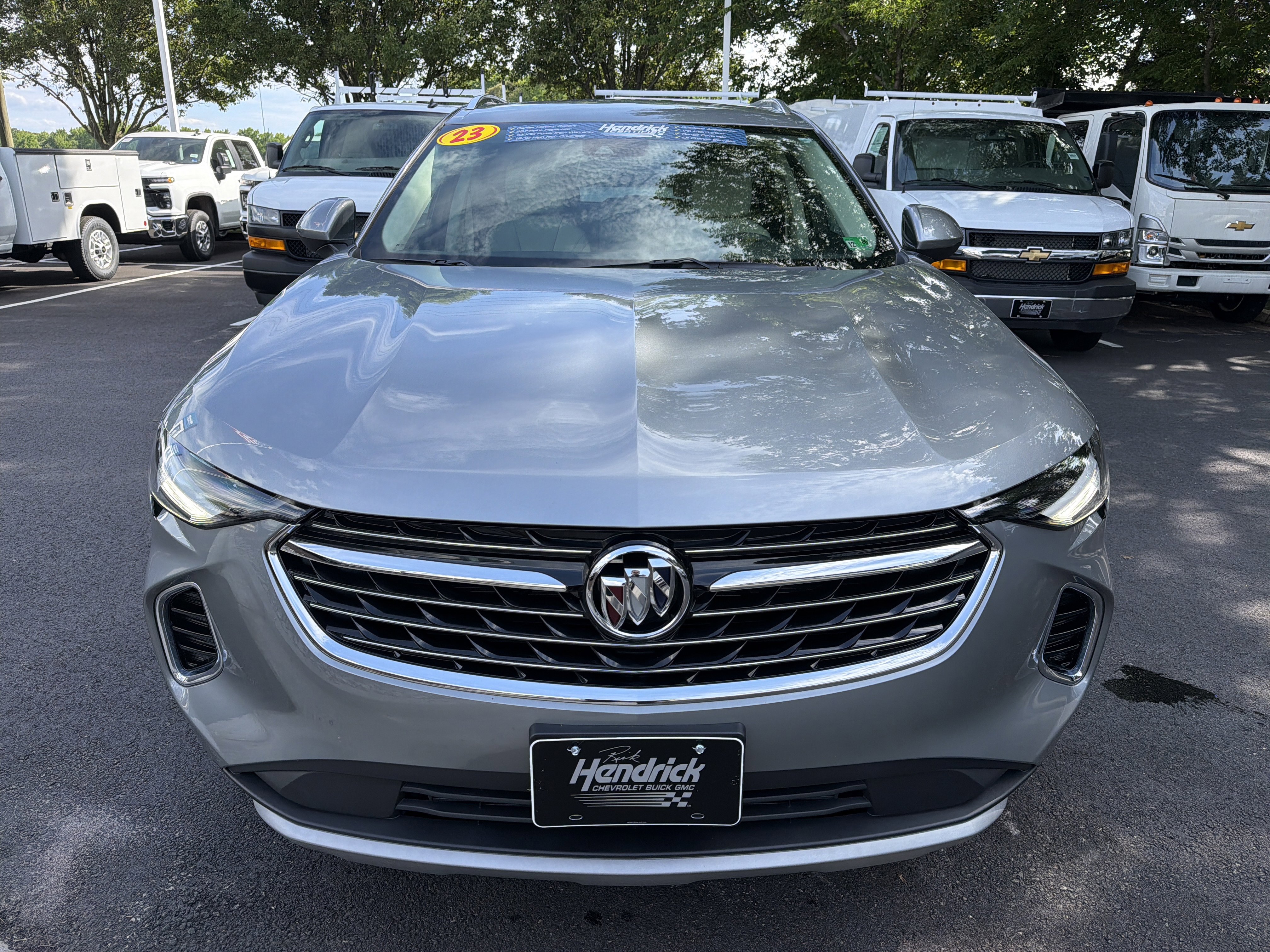 Used 2023 Buick Envision Essence AWD/4WD image 3