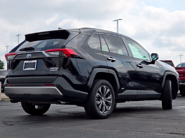 Used 2024 Toyota RAV4 Limited AWD/4WD image 18