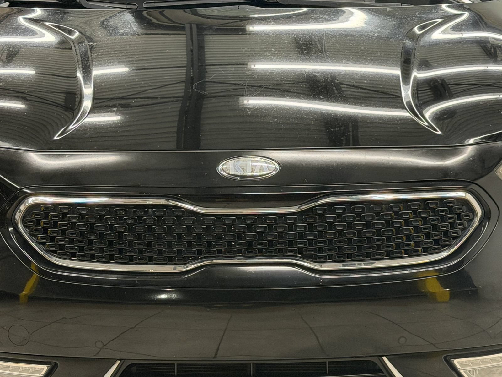 Used 2017 Kia Niro Touring FWD image 5