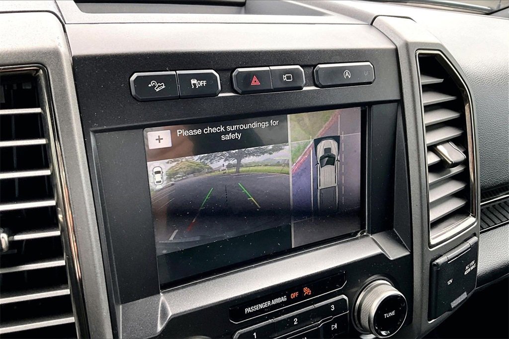 Used 2018 Ford F150 Raptor w/ Equipment Group 802A Luxury image 23