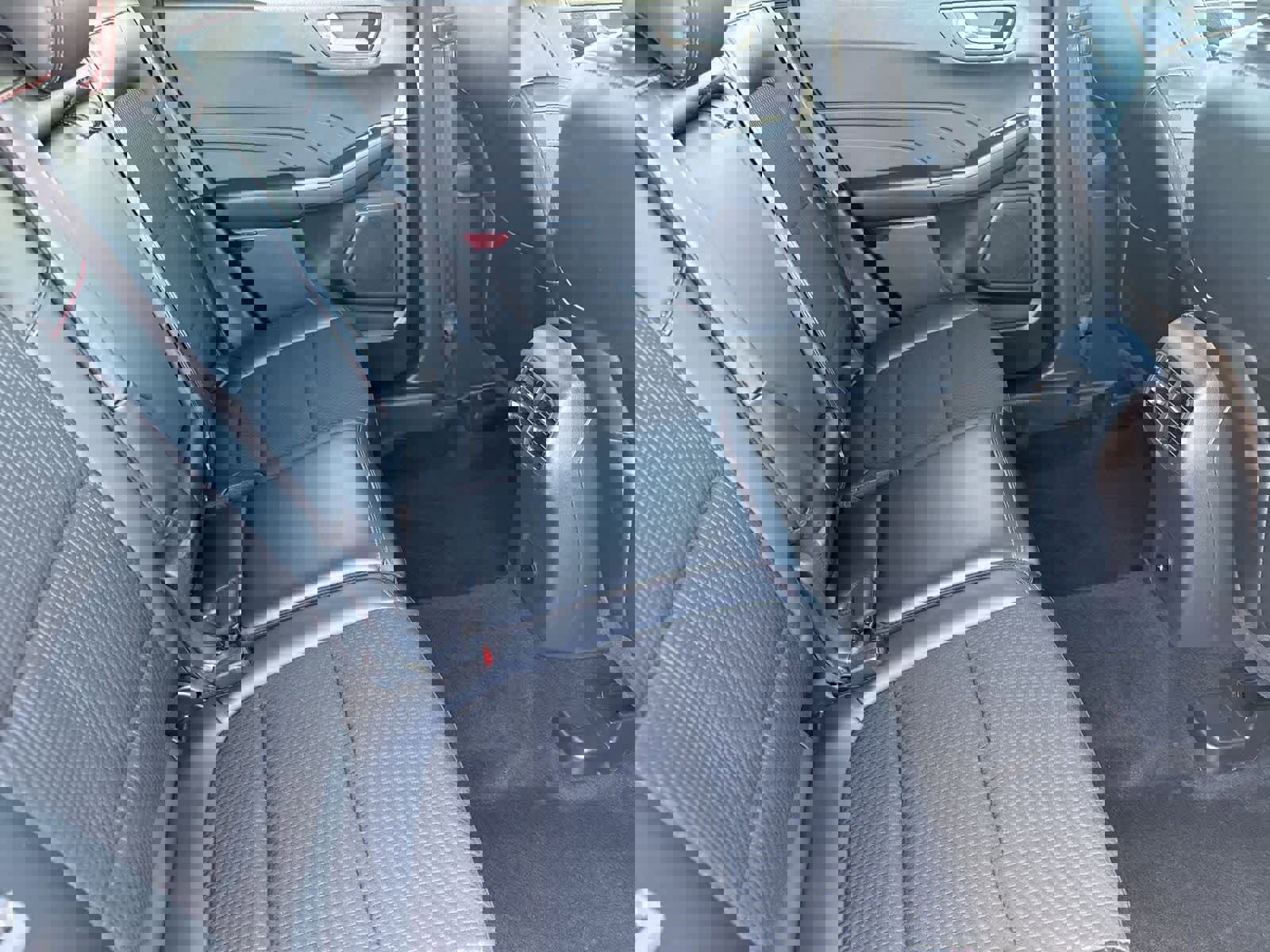 Used 2025 Ford Escape ST-Line image 13