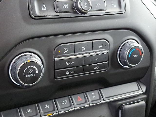 Certified 2025 Chevrolet Silverado 1500 Custom w/ Turbomax Blackout Package image 16