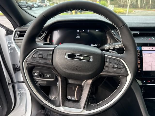 New 2026 Jeep Grand Cherokee Altitude image 18