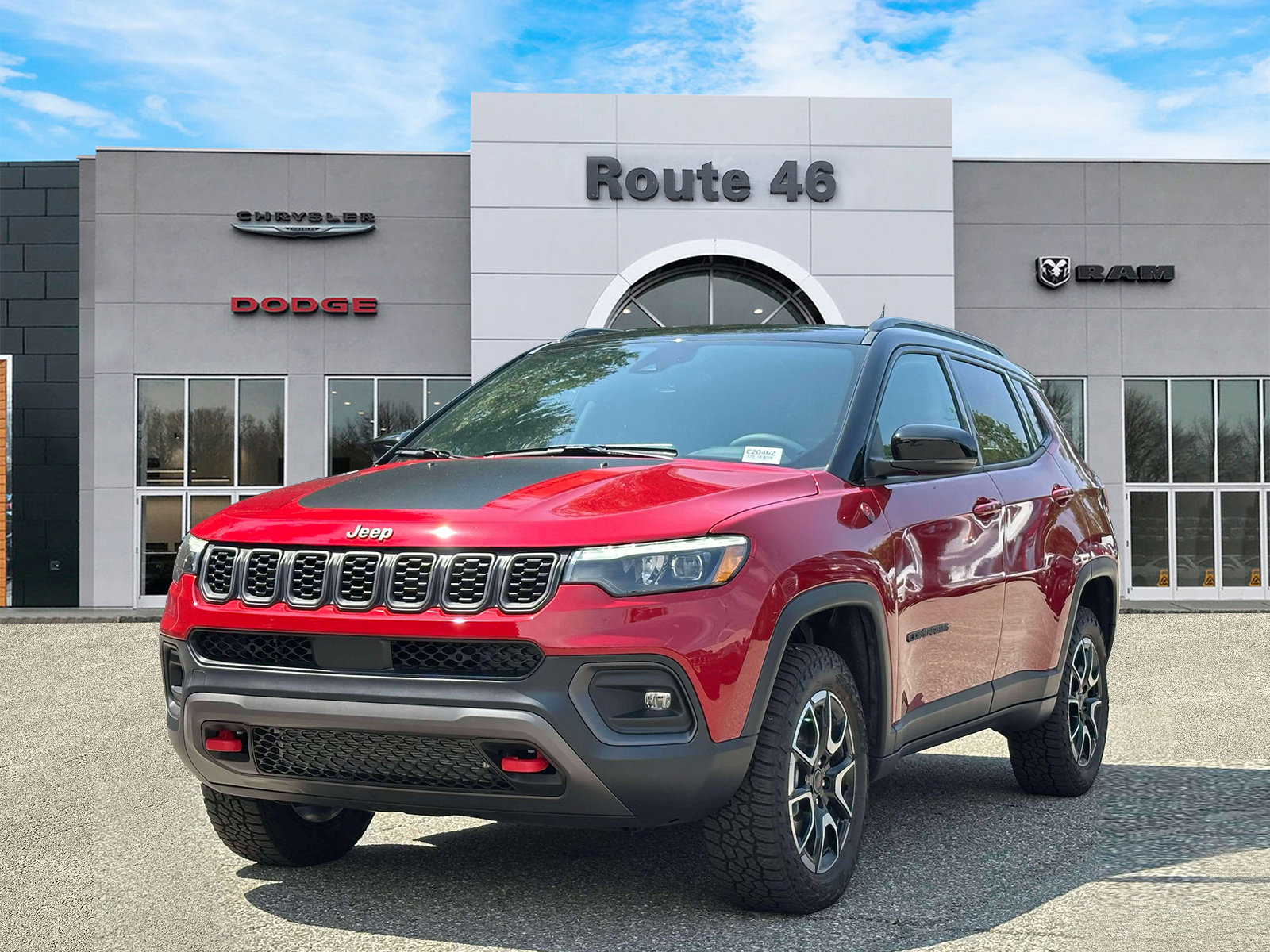 Used 2025 Jeep Compass Trailhawk w/ Trailhawk Elite Group AWD/4WD image 2