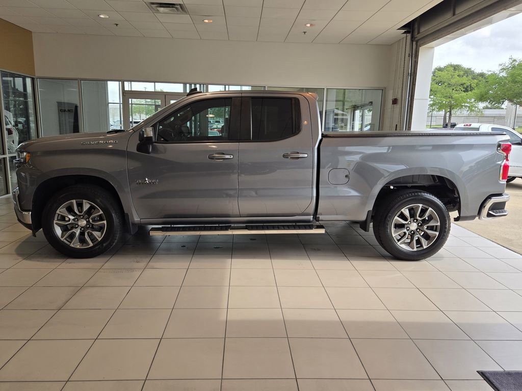 Used 2019 Chevrolet Silverado 1500 LT w/ Texas Edition RWD image 4