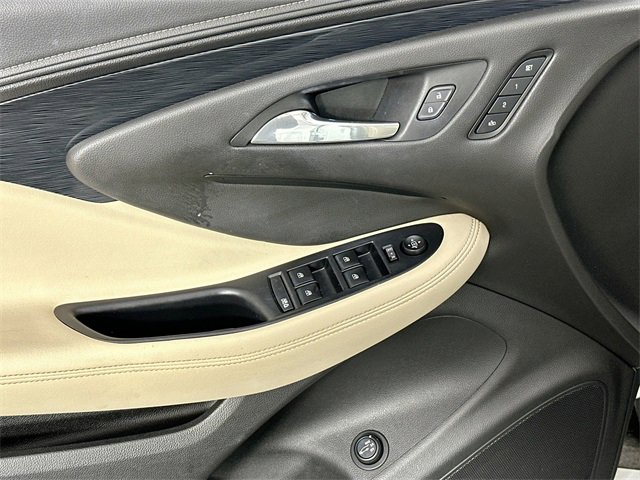 Used 2017 Buick Envision Premium image 23