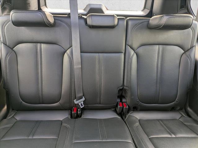 Used 2024 Jeep Wagoneer L 2WD w/ Premium Group I image 18