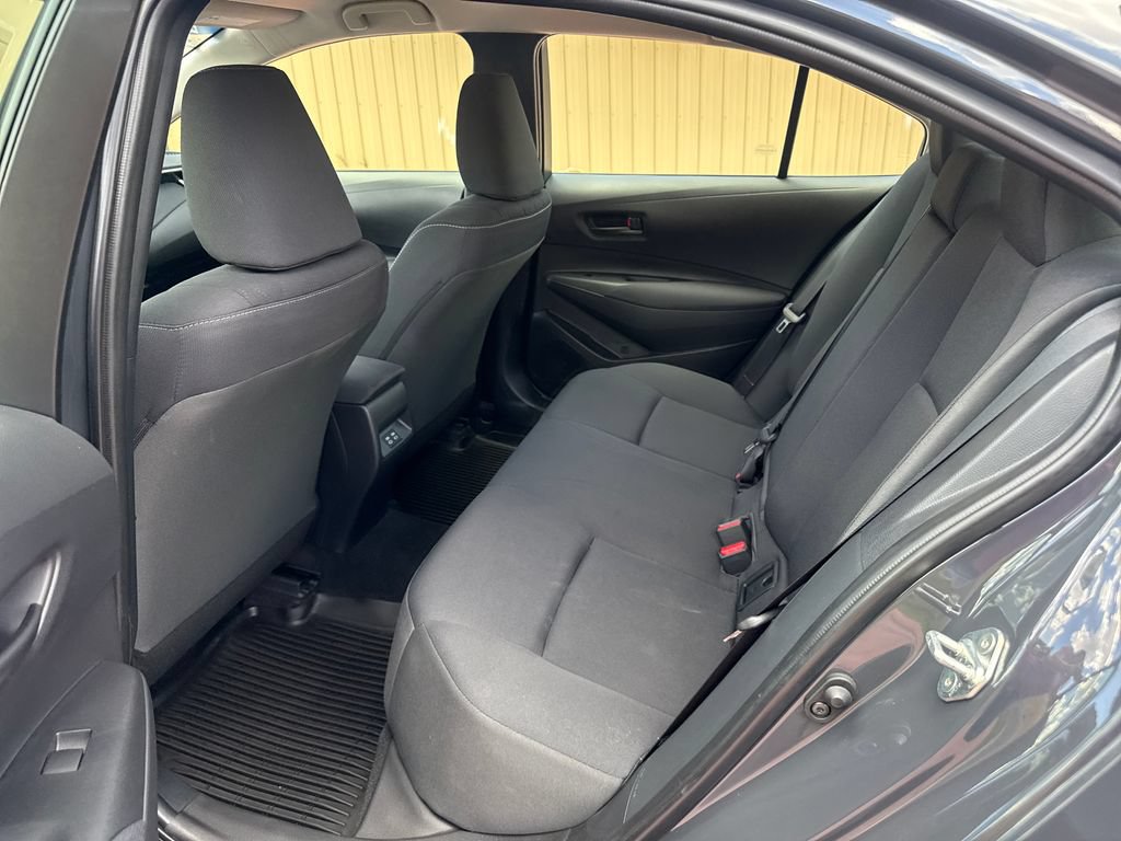 Used 2024 Toyota Corolla LE FWD image 21