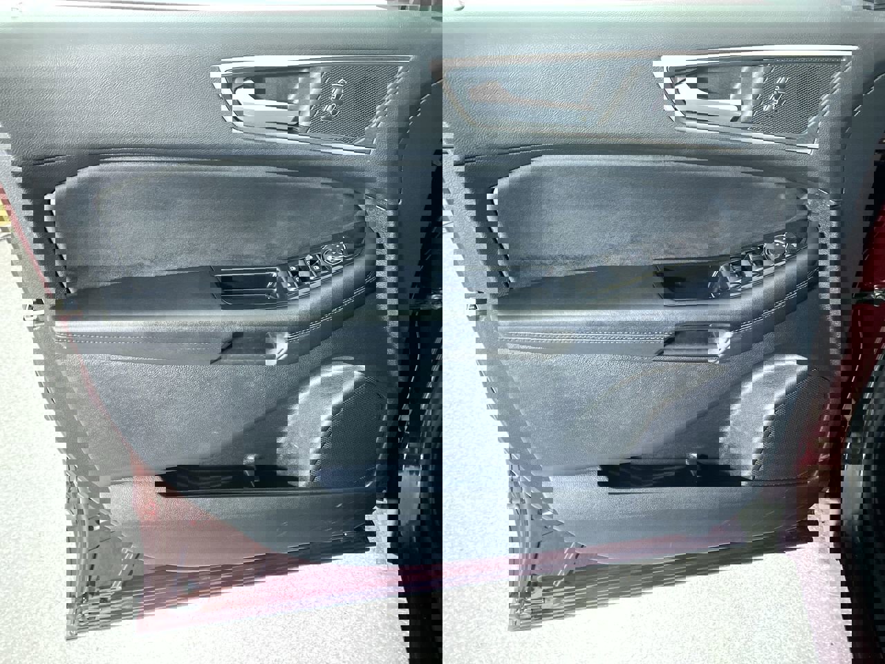 Used 2018 Ford Edge SEL w/ Equipment Group 201A image 20