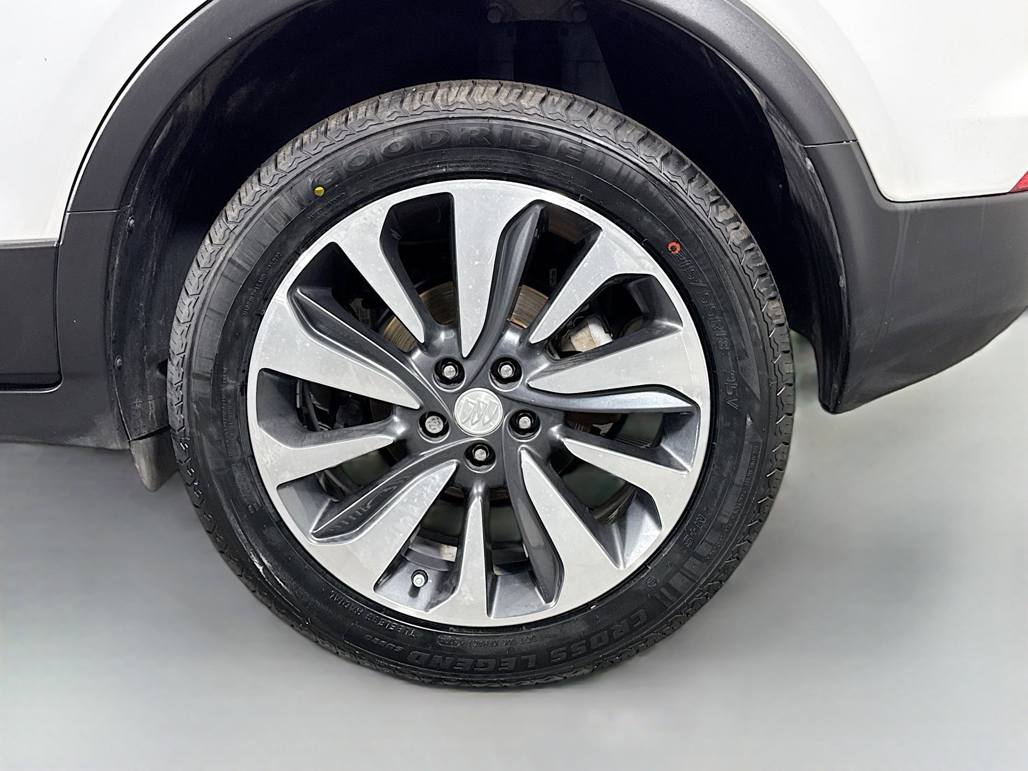 Used 2021 Buick Encore Preferred image 37