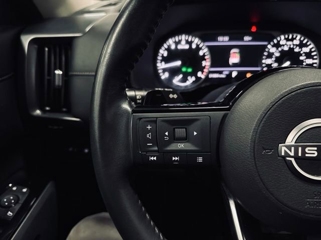 Used 2023 Nissan Pathfinder SL image 27