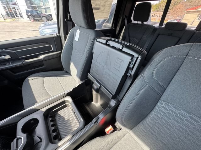 New 2026 RAM 2500 Big Horn AWD/4WD image 45