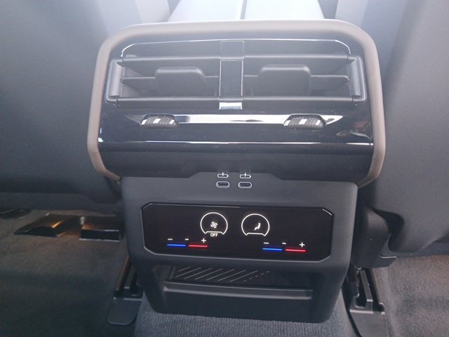 New 2027 BMW 540i xDrive w/ M Sport Package AWD/4WD image 14