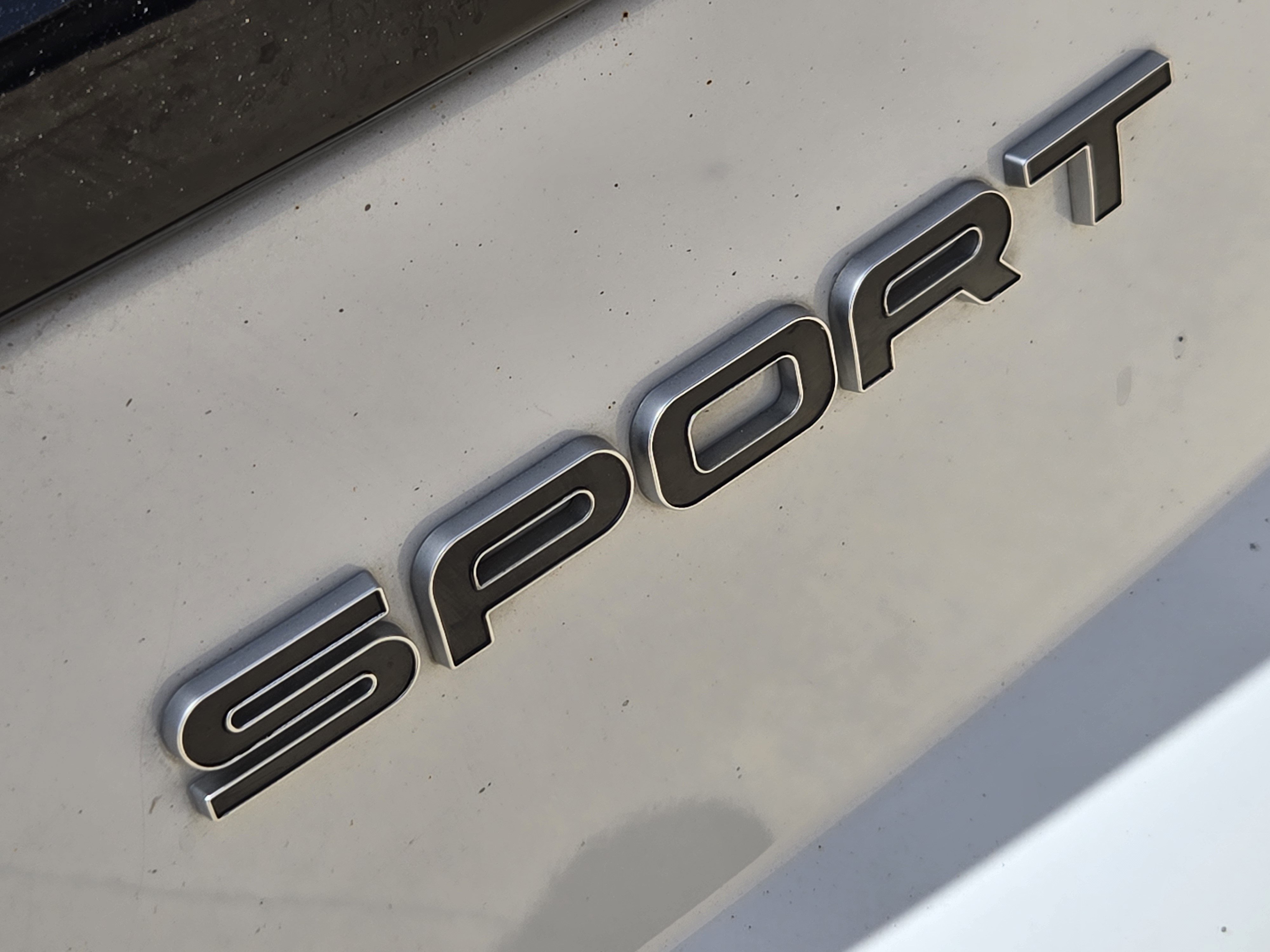 Used 2018 Land Rover Range Rover Sport HSE Dynamic AWD/4WD image 40