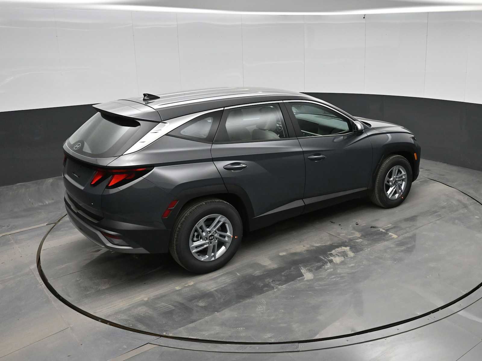 New 2026 Hyundai Tucson SE image 30