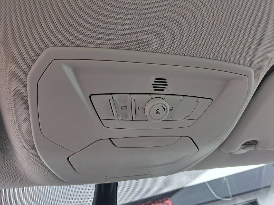 Used 2013 Ford C-MAX Energi SEL FWD image 23