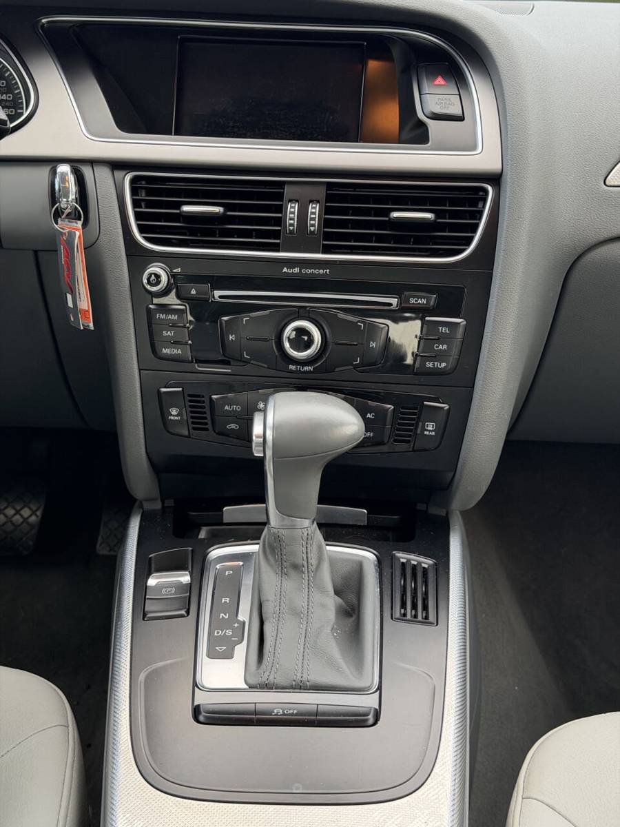 Used 2013 Audi A4 2.0T Premium w/ Convenience Pkg AWD/4WD image 16