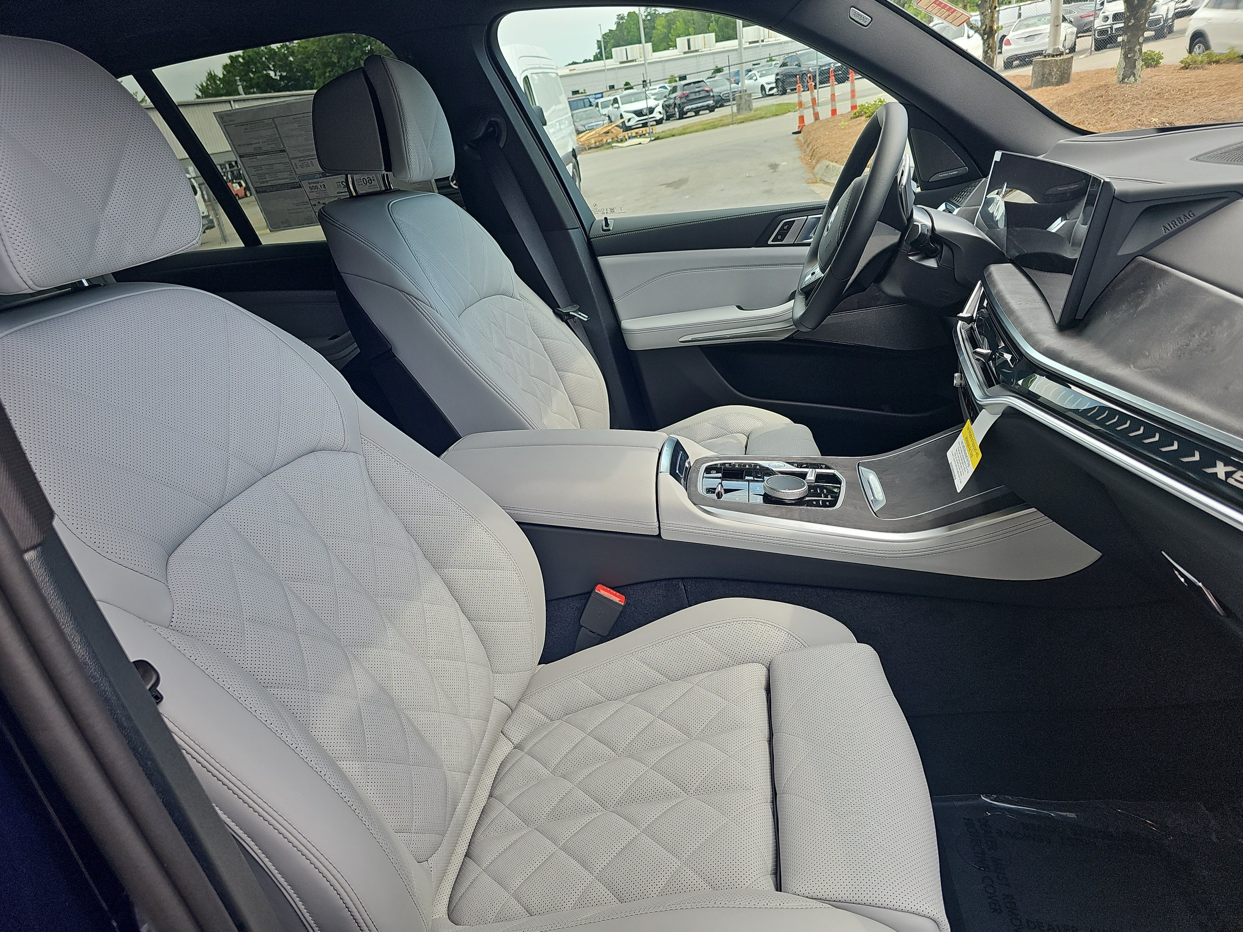 New 2026 BMW X5 xDrive50e AWD/4WD image 10