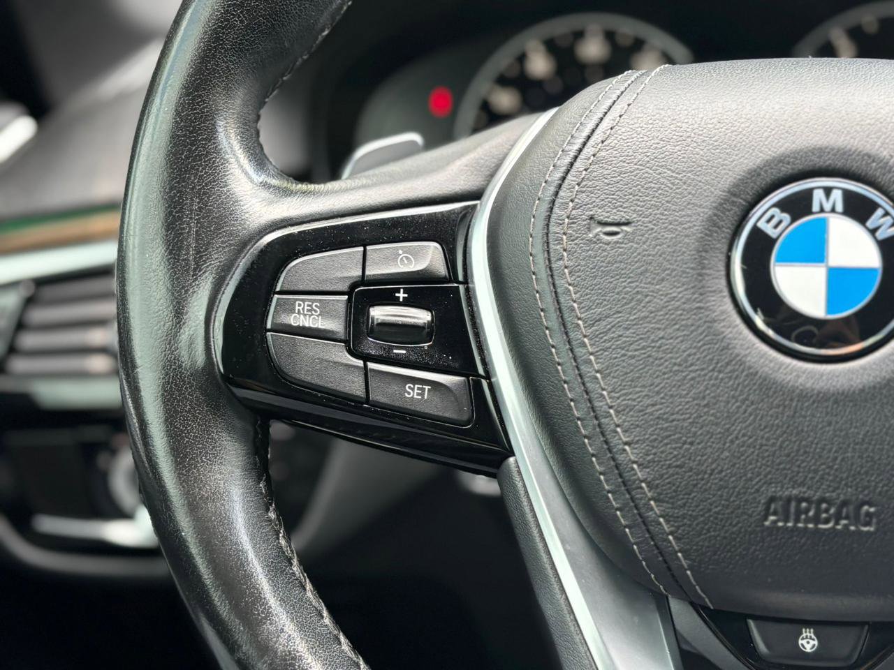 Used 2019 BMW 530i xDrive w/ Convenience Package AWD/4WD image 23