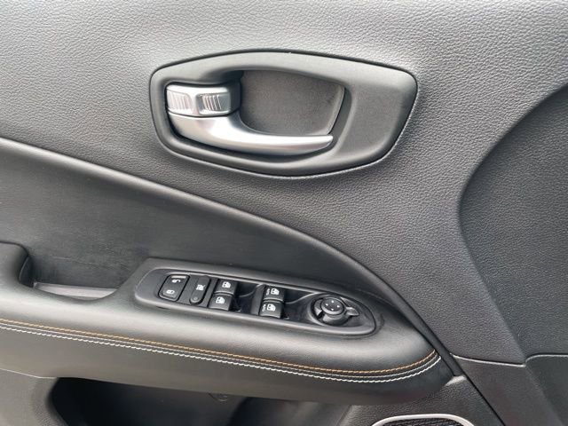 Used 2019 Jeep Compass Latitude w/ Popular Equipment Group image 21