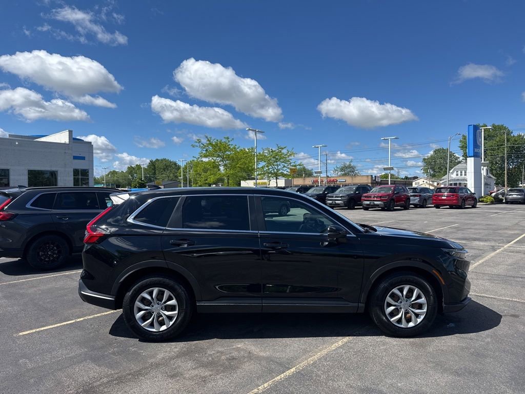 Certified 2023 Honda CR-V LX image 3