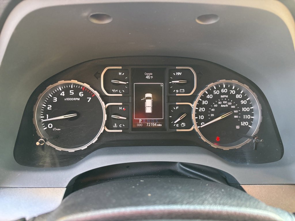 Used 2020 Toyota Tundra 4x4 CrewMax image 33