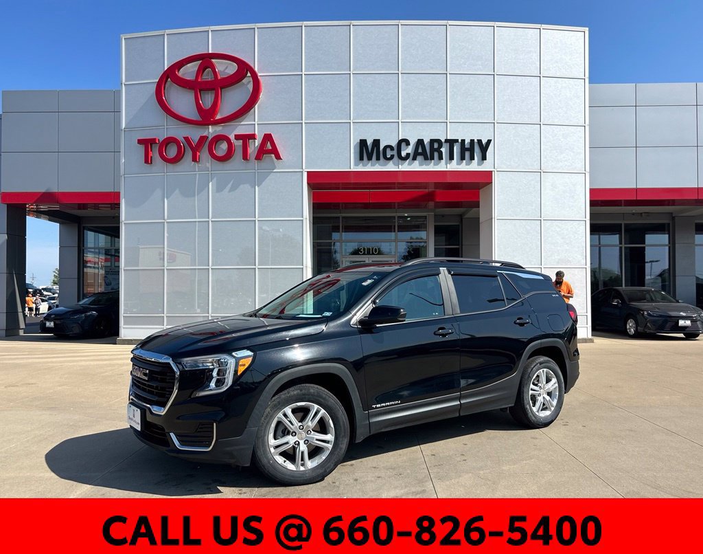 Used 2022 GMC Terrain SLE w/ Driver Convenience Package