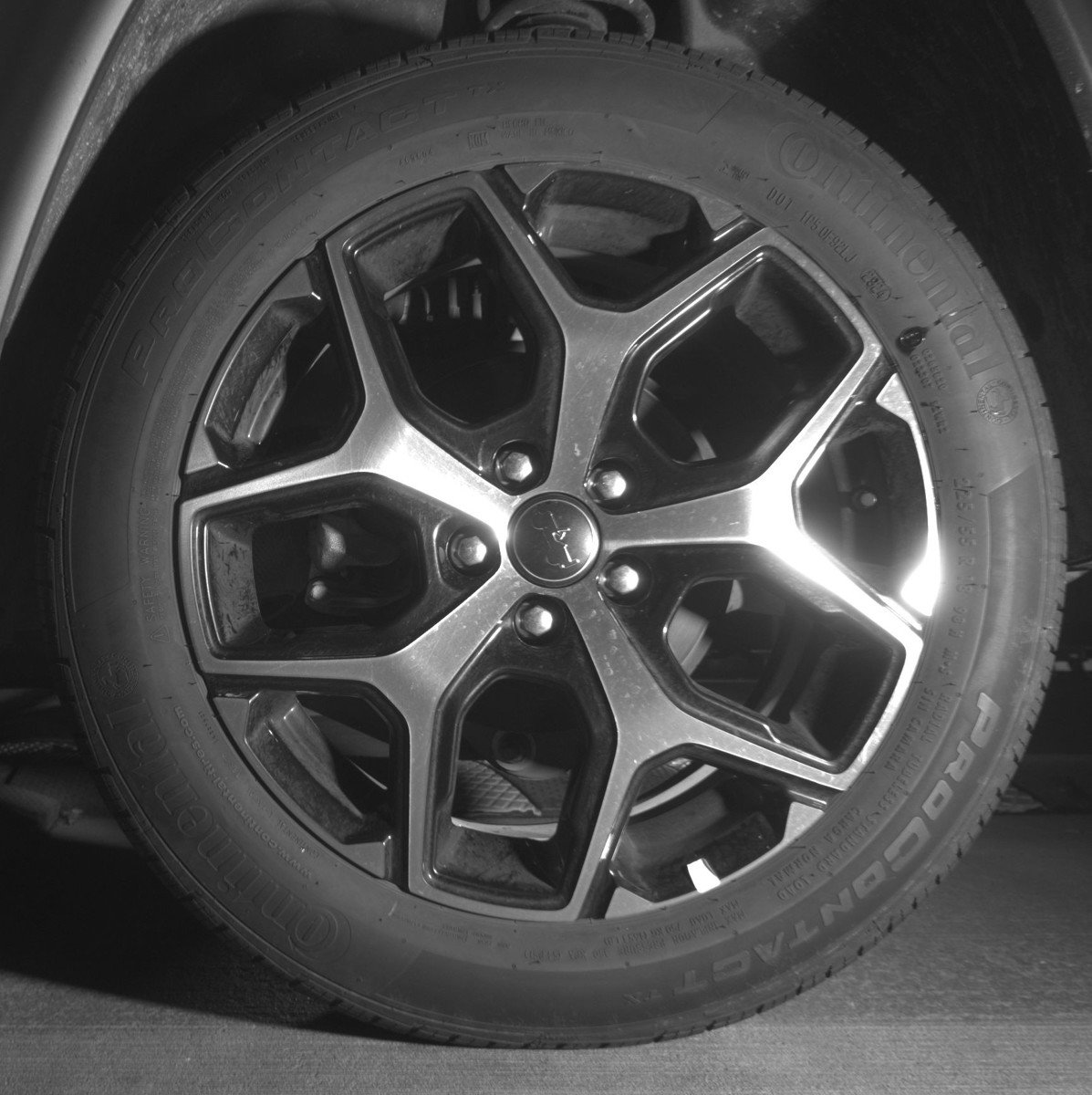 Used 2025 Jeep Compass Limited image 14