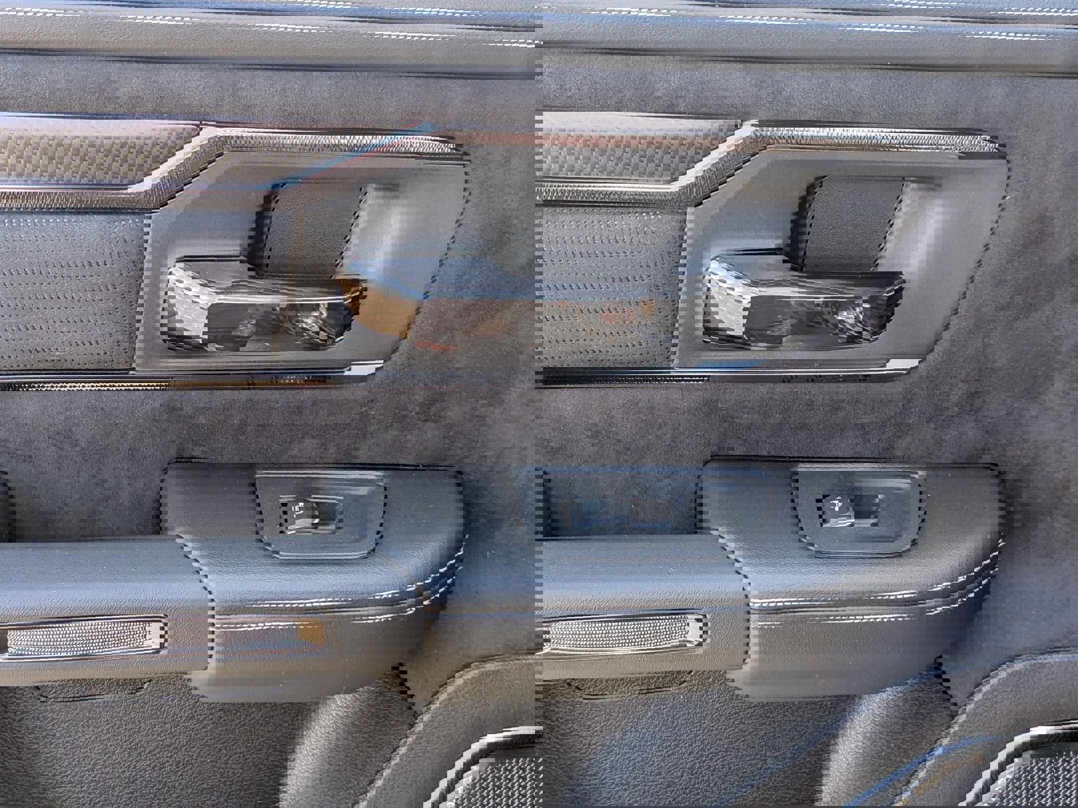 New 2026 RAM 1500 RHO w/ RHO Level 1 Equipment Group image 25